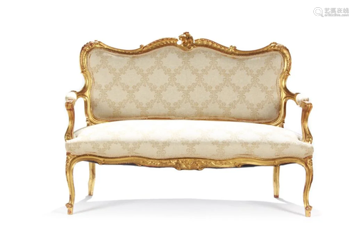 19TH C FRENCH CARVED GILTWOOD SETTEE