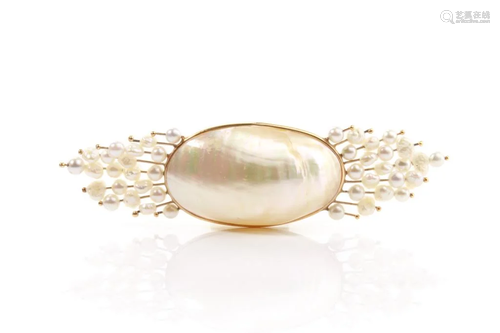 GOLD AND PEARL BROOCH