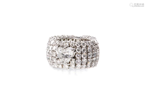 WHITE GOLD & DIAMOND BAND, 17g