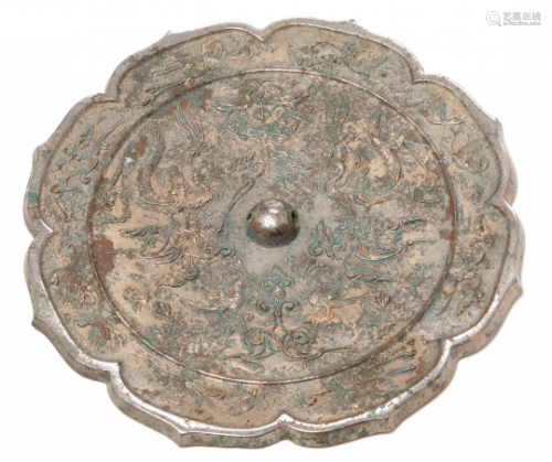 A LARGE OCTAFOIL DOUBLE PHOENIX BRONZE MIRROR (2)