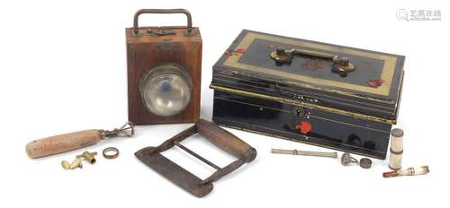 Sundry items including a miniature Continental silver box, cigarette holder, Yates & Son of Dublin