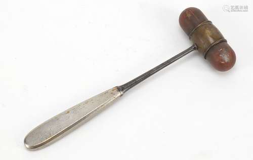 19th century medical reflex hammer by Holborn Co of London, 20cm in length : For Further Condition