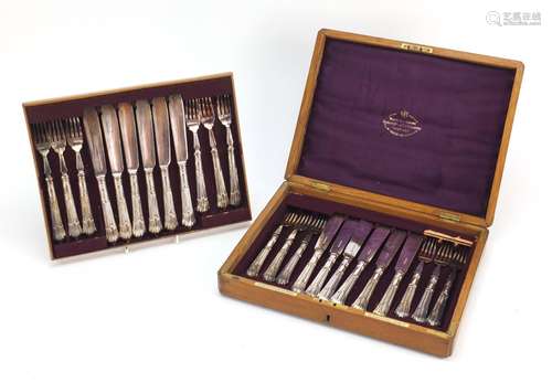 Twelve place canteen of silver plated fish knives and forks, retailed by Goldsmiths & Silversmiths