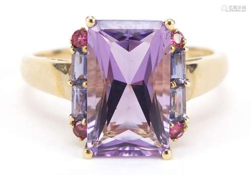 9ct gold amethyst and purple stone ring, size W, 4.5g : For Further Condition Reports Please Visit