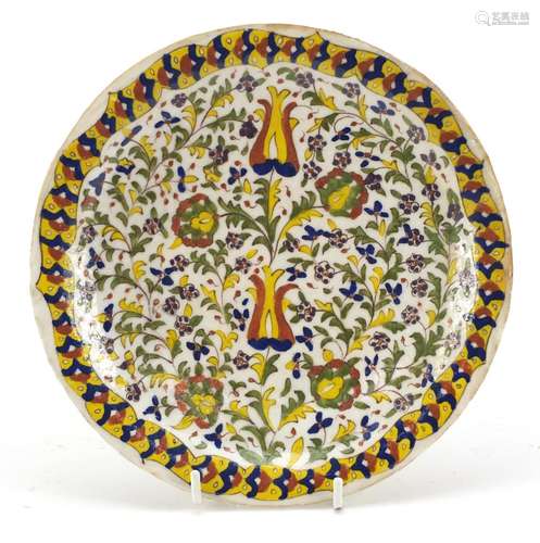 Turkish Kutahya pottery plate, hand painted with flowers and foliage, 19cm in diameter : For Further