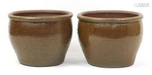 Large pair of terracotta garden planters, each 38cm high x 50cm in diameter : For Further