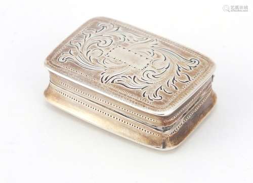 William IV silver vinaigrette with gilt interior by Joseph Willmore, Birmingham 1837, 3.2cm wide,