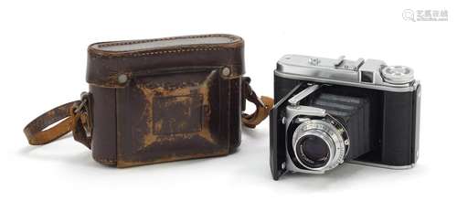 Voigtlander Perko II camera with leather case : For Further Condition Reports Please Visit Our