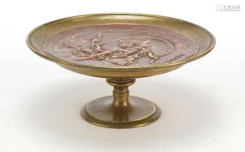 19th century Continental bronze and copper tazza, embossed with Putti and a nude maiden, 9.5cm