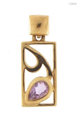 9ct gold amethyst pendant, 2cm in length, 1.4g : For Further Condition Reports Please Visit Our