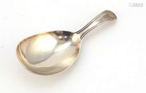 George III silver caddy spoon by William Sumner I, London? 1787, 8.2cm in length, 10.8g : For