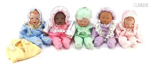 Five Yolanda Bello dolls : For Further Condition Reports Please Visit Our Website, Updated Daily