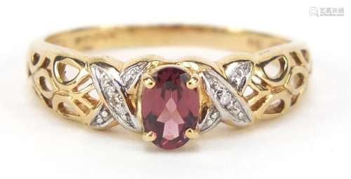 9ct gold garnet and diamond ring with pierced shoulders, size p, 2.2g : For Further Condition