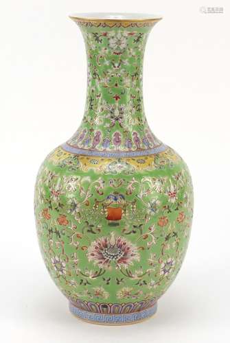 Good Chinese porcelain vase, finely hand painted in the famille rose palette with flower baskets and