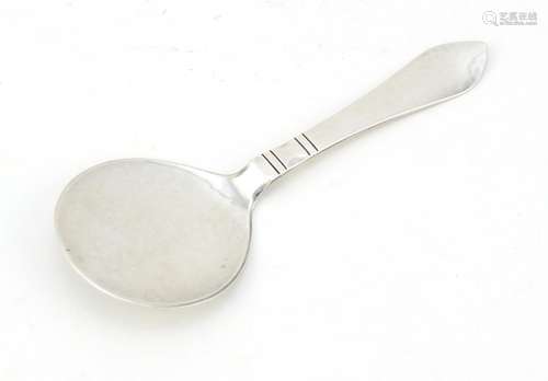 Modernist Danish sterling silver jelly server by Georg Jensen, circa 1910-1925, 15cm in length : For