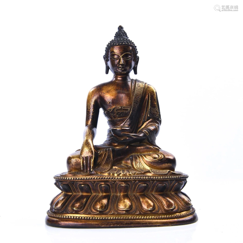 A GILT-BRONZE FIGURE OF SAKYAMUNI.QING PERIOD