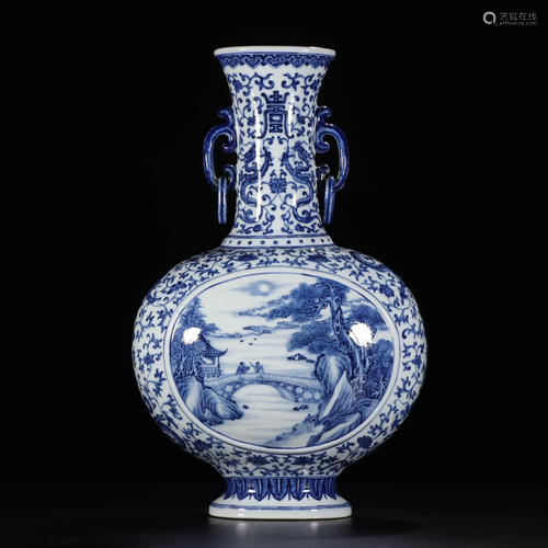 A BLUE AND WHITE VASE.MARK OF QIANLONG