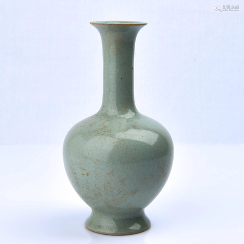 A LONGQUAN-CELADON-VASE