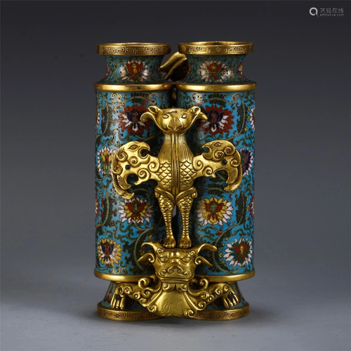 A CLOISONNE ENAMEL BRONZE PHOENIX VASE.MAR…