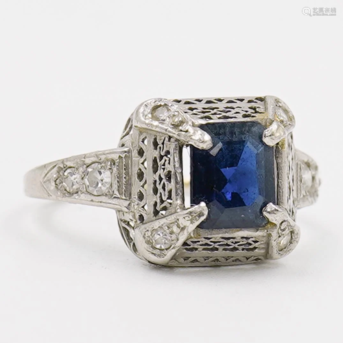 Vintage 14k Gold and Sapphire Ring