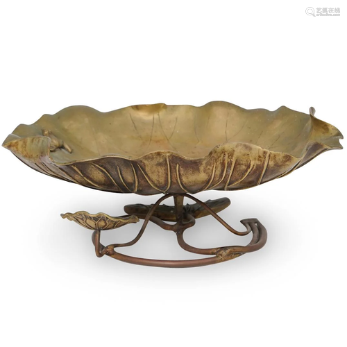 Japanese Meiji Ikebana Bronze Lotus Leaf Centerpiece