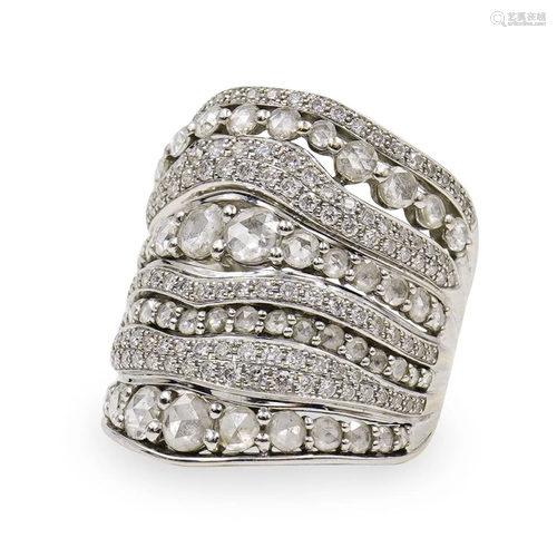 Ladies 18K White Gold Diamond Everyday Ring