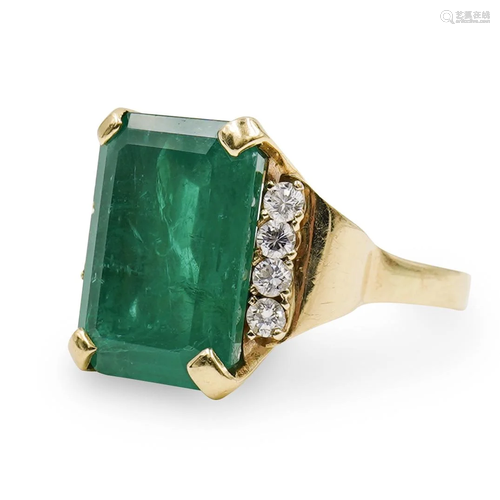 Retro 14K Gold Large Emerald Ring