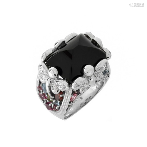 Onyx, Gemstone and 18K Ring