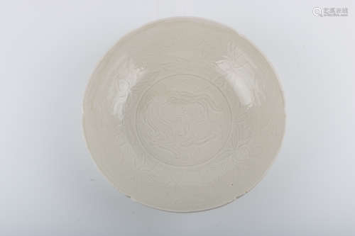 Chinese Ding Kiln Carved Porcelain Plate With Dragon Pattern