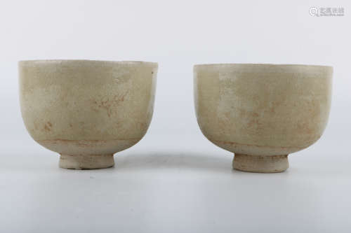 Chinese Pair Of Sui Period Green Glazed Porcelain Cups