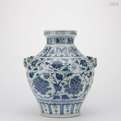 Ming dynasty blue and white bottle with twisted branch lotus pattern
