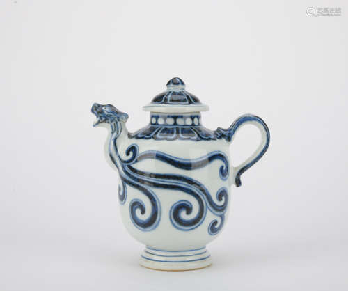 Ming dynasty blue and white flagon