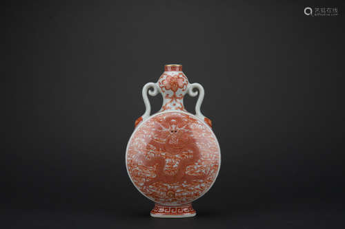 Qing dynasty allite red flat kettle with ****** pattern