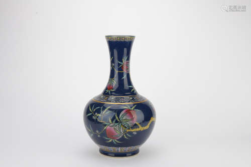 Qing dynasty blue glaze bottle with flowers pattern