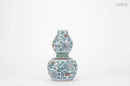 Ming dynasty multicolored bottle gourd with flowers pattern