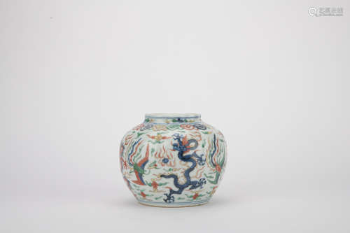 Ming dynasty multicolored jar with ****** pattern