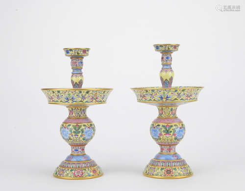 Qing dynasty famille rose candlestick with flowers pattern 1*pair