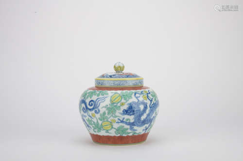 Qing dynasty multicolored jar with flowers pattern