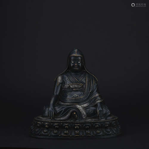Qing dynasty bronze statue of Panchen Lama