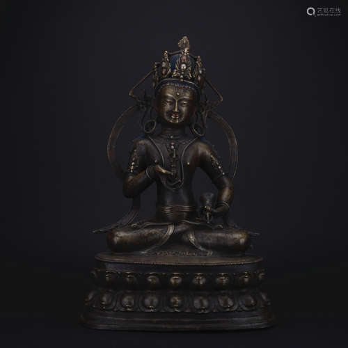 Qing dynasty bronze statue of the Akshobhya Buddha