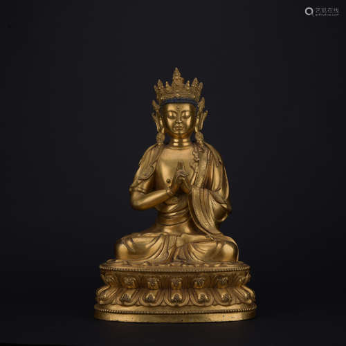 Qing dynasty gilt bronze statue of the Buddha of Immeasurable Life