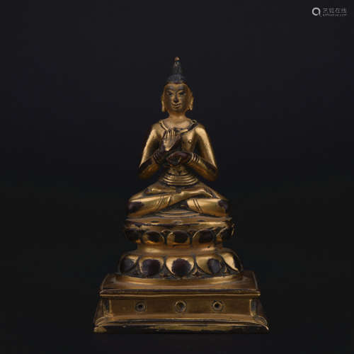 Qing dynasty gilt bronze statue of Amitabha