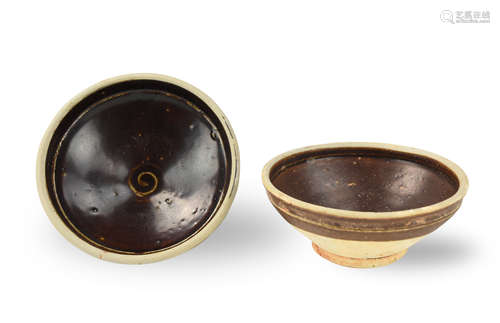 Pair of Chinese White-Rimmed Teabowl, Song Dynasty