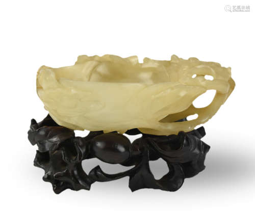 Chinese Carved Jade Washer, Ming Dynasty