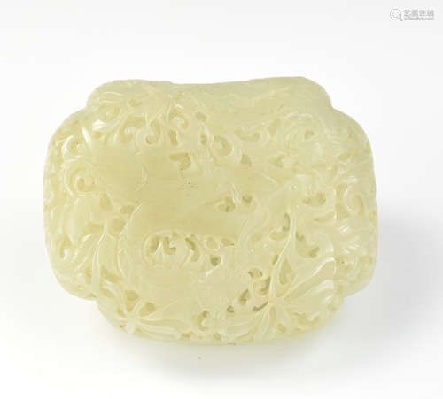 Chinese White Jade Craved Dragon Covered Box