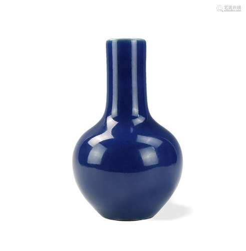 Chinese Blue Glazed Globular Vase, 20th C.