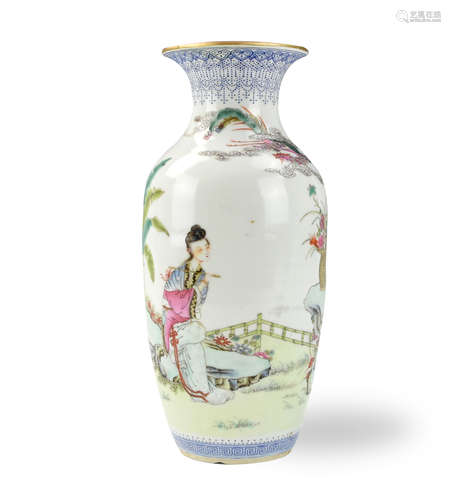 Chinese Famille Rose Vase of a Lady ,ROC Period