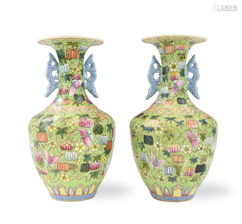 Pair of Famille Rose Vase w/ Melon ,Jiaqing Mark