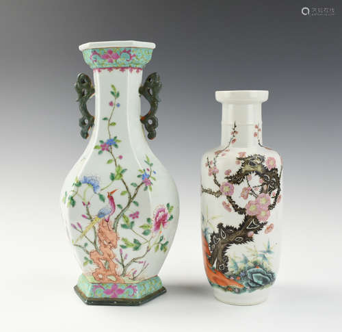 Two Chinese Famille Rose Vase, 19th C.