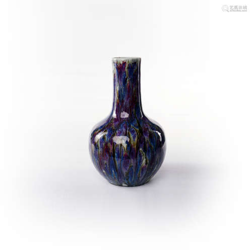 The mid Qing Dynasty kiln change glaze Tianqiu vase